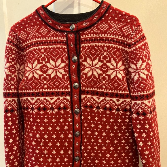 LL BEAN lambswool cardigan with silver LLBean buttons. Size S-Reg - Picture 1 of 5